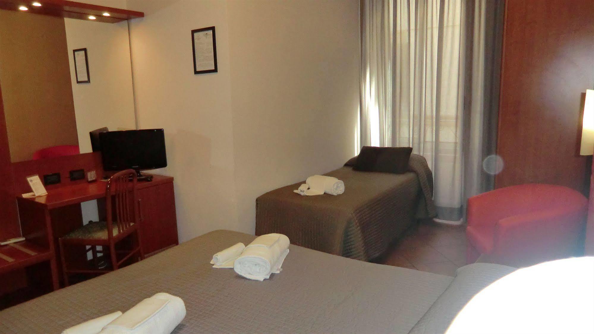 Colosseo Relais Рим Екстер'єр фото